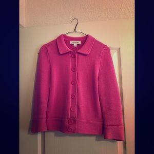 Winter sweater in color bright pink